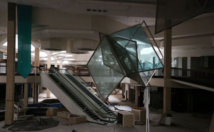 abandoned Randall Park Mall