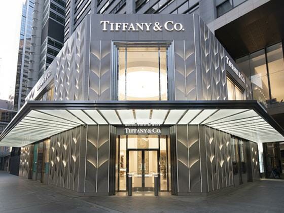 Re-post: Tiffany gets speedy trial date in suit against LVMH