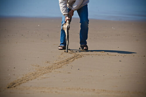 Your line in the sand: Drawing (and owning) your territory enhances competitive advantage